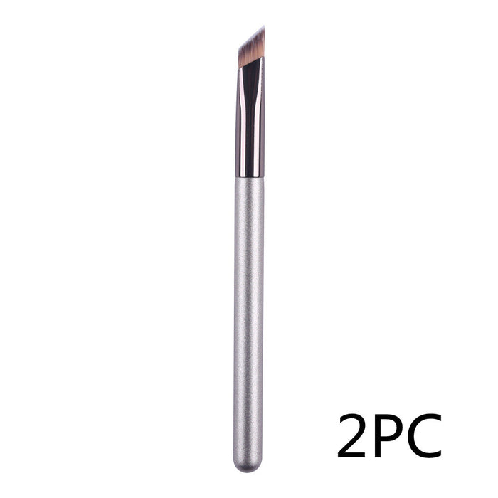 Cosmo angled eyebrow brush for concealer with silver handle and angled bristles, set of 2